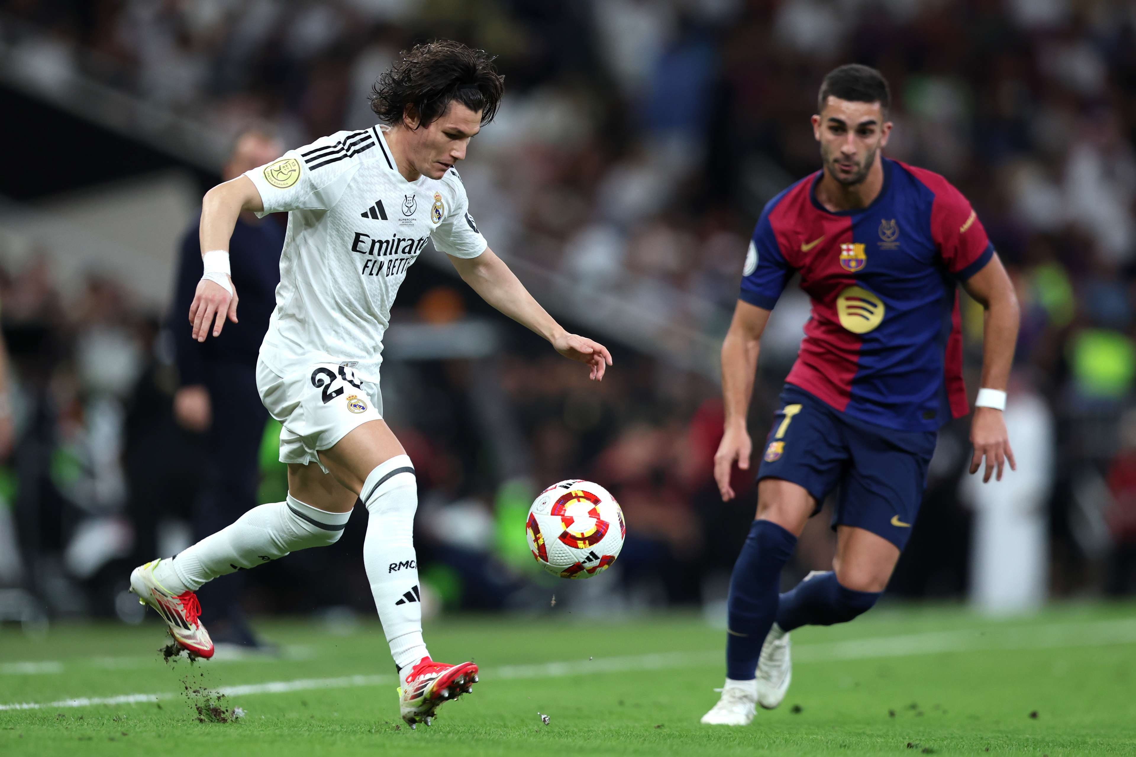 场期待四个 场期待四个